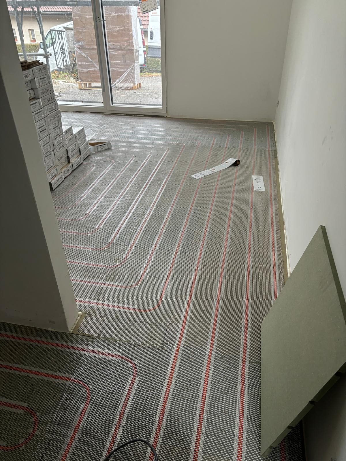 Installation de chauffe eau au sol hydraulique